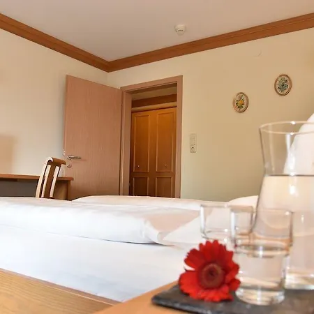 فندق Classic By Crystal 4*