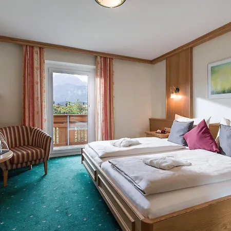 ホテル アクティフホテル クリスタル