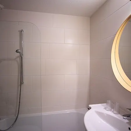 Hotel Classic By Crystal 4*