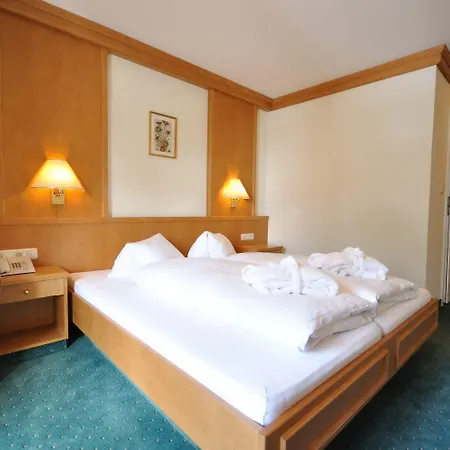 Kitzhorn Hotell 4*